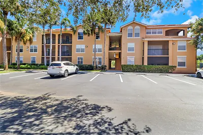 8659 River Homes LN 1105 #1105 BONITA SPRINGS FL