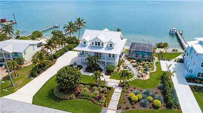 3211 Vacation LN ST. JAMES CITY FL