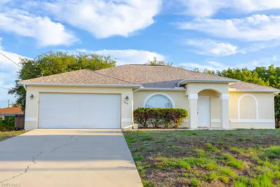3808 27th ST SW LEHIGH ACRES FL