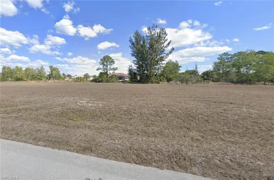 4137 21st AVE CAPE CORAL FL
