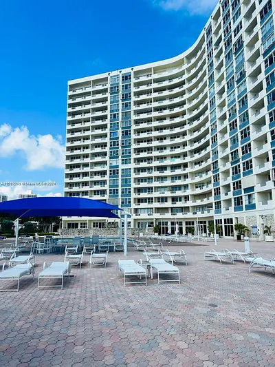 3180 S Ocean Dr 1405 #1405 Hallandale Beach FL