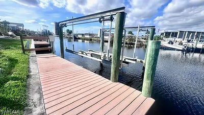5519 Sir Walter WAY NORTH FORT MYERS FL