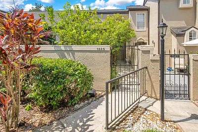 1525 FARRINDON CIRCLE 1525 #1525 Lake Mary FL