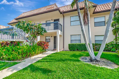 7101 Golf Colony Court 102, Lake Worth, FL 33467 #102 Lake Worth FL