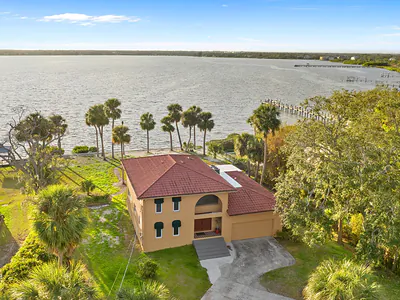 316 SHORE DRIVE E Oldsmar FL
