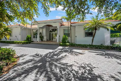 5750 SW 67th Ave Miami FL