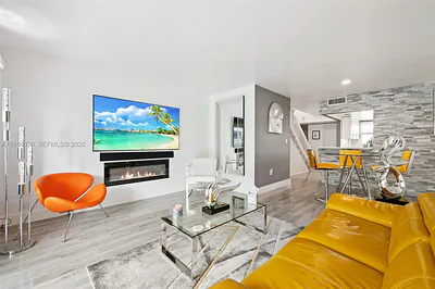 9373 Fontainebleau Blvd K212 #K212 Miami FL