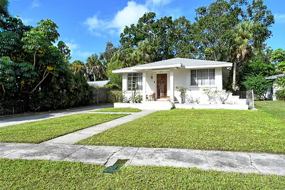 1931 EDGEWATER DRIVE Sarasota FL