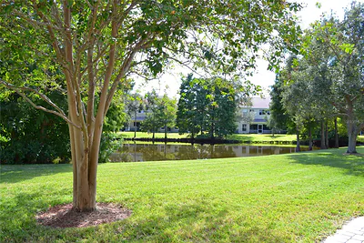 11135 KAPOK GRAND CIRCLE Madeira Beach FL
