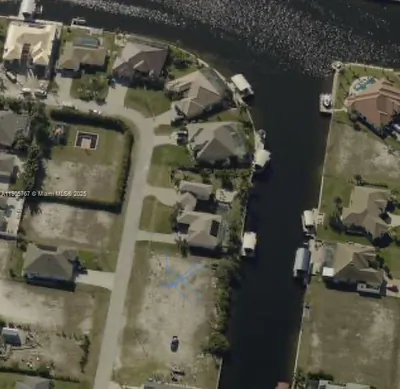 416 NW 38 pl Cape Coral FL