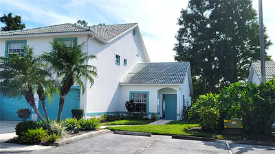 6640 PINEVIEW TERRACE 6640 #6640 Bradenton FL