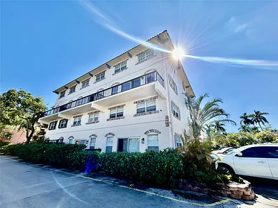 650 Tennis Club Drive 303, Fort Lauderdale, FL 33311 #303 Fort Lauderdale FL