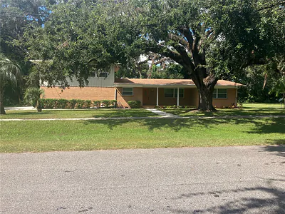 3808 BROAD STREET Seffner FL