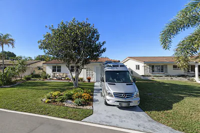 4805 Highland Dr Tamarac FL