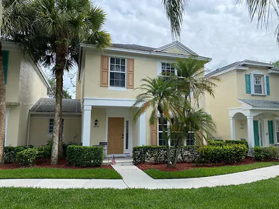 10931 Jewel Box Ln Tamarac FL