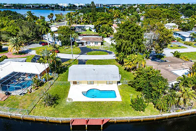 2000 NW 33rd Court, Oakland Park, FL 33309 Oakland Park FL