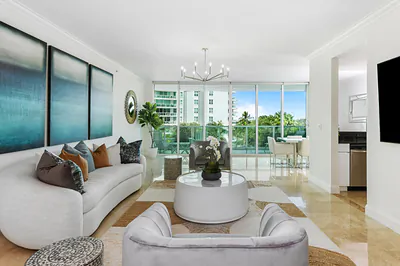550 SE Mizner Boulevard B402, Boca Raton, FL 33432 #B402 Boca Raton FL
