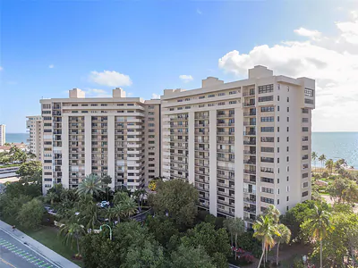 5100 N Ocean Boulevard 1504, Lauderdale-By-The-Sea, FL 33308 #1504 Lauderdale By The Sea FL