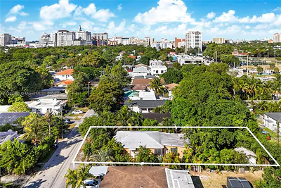 2845 SW 37th Ct Miami FL