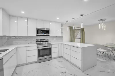 500 S Luna Ct 7 #7 Hollywood FL