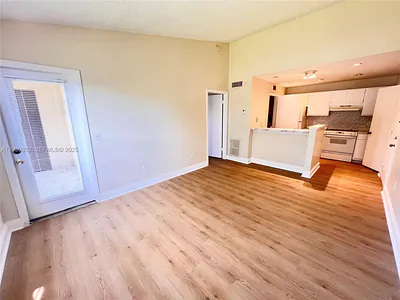 4581 W Mcnab Rd 22 #22 Pompano Beach FL
