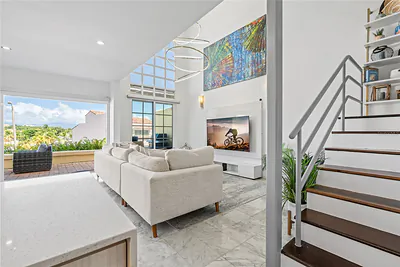 115 HARBOUR DRIVE 8 #8 Humacao PR