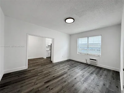 900 Jefferson Ave 5 #5 Miami Beach FL