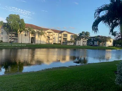 8060 N Nob Hill Rd 102 #102 Tamarac FL