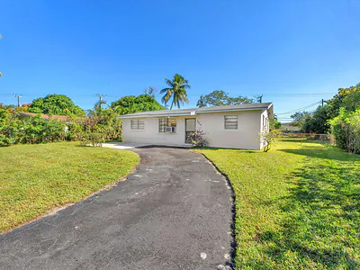 3310 NW 43rd Avenue, Lauderdale Lakes, FL 33319 Lauderdale Lakes FL