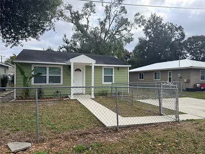 2105 11TH STREET W Bradenton FL