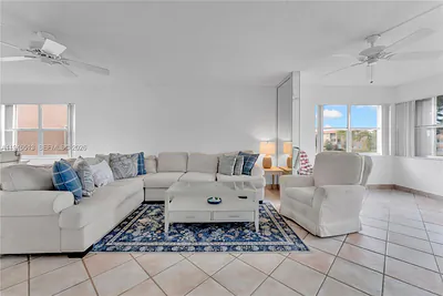 9721 Sunrise Lakes Blvd 201 #201 Sunrise FL