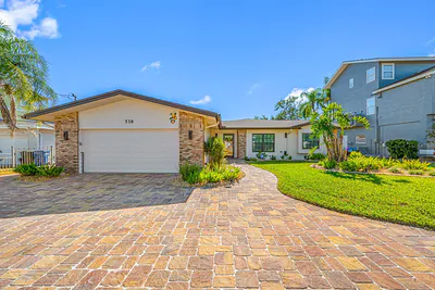 539 BAYWOOD DRIVE S Dunedin FL