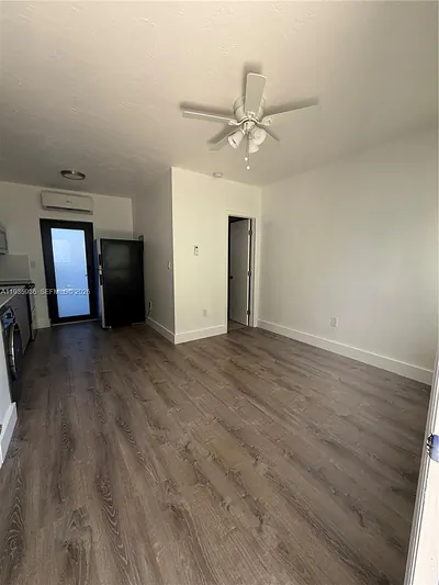 201 SW 21st Ct 2 #2 Miami FL