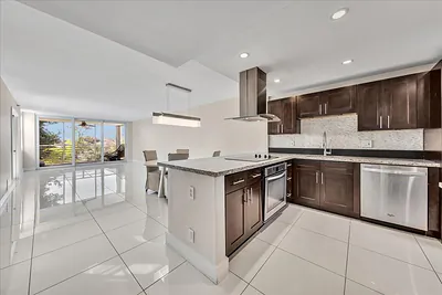 3520 Oaks Way 306, Pompano Beach, FL 33069 #306 Pompano Beach FL