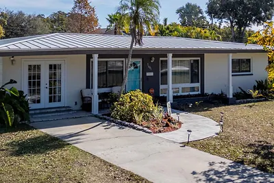 3601 56TH STREET N St Petersburg FL