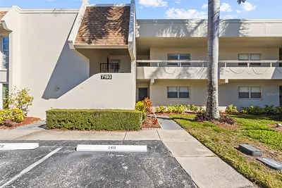 7193 W COUNTRY CLUB DRIVE N 140 #140 Sarasota FL
