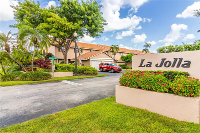 11668 SW 91st Ter 11668 #11668 Miami FL