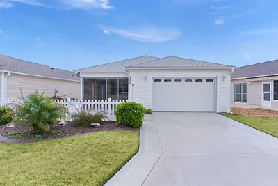 1808 HALLANDALE LANE The Villages FL