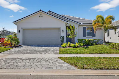 17901 SOLSTICE AVENUE Venice FL