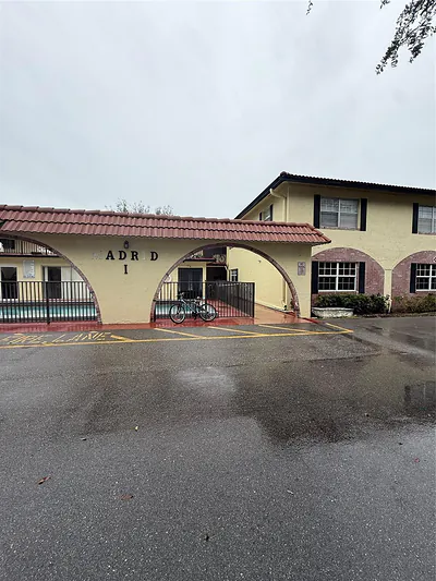 10701 Royal Palm Boulevard 5, Coral Springs, FL 33065 #5 Coral Springs FL