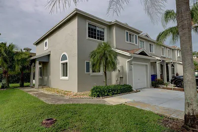 4768 SW 14th Court, Deerfield Beach, FL 33442 Deerfield Beach FL