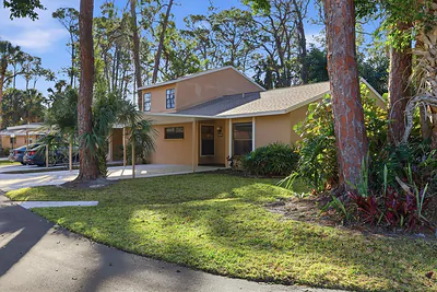 4819 VILLAGE GARDENS DRIVE 110 #110 Sarasota FL
