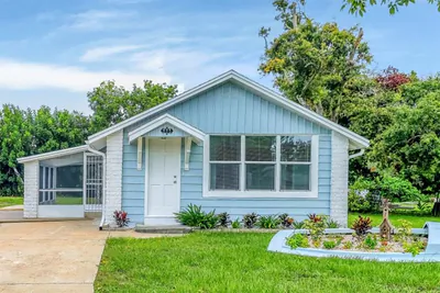 905 MYRTLE AVENUE Venice FL