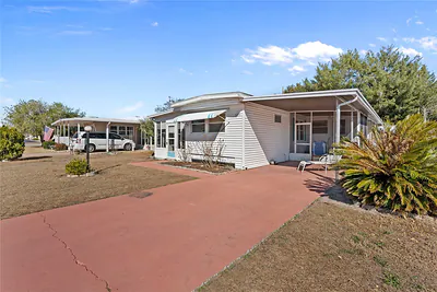 37229 SANDRA AVENUE Zephyrhills FL