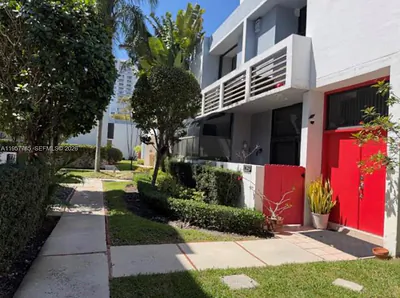 3089 NE 183rd Ln 89 #89 Aventura FL