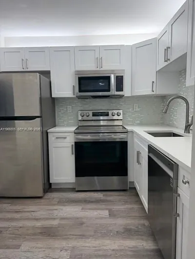 9370 SW 8th St 418 #418 Boca Raton FL