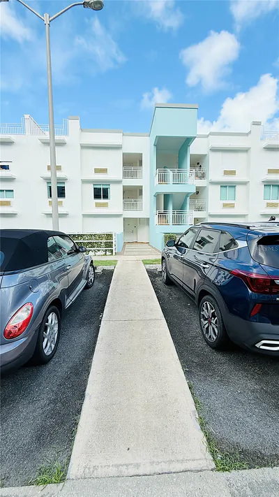 968 RIO MAR BOULEVARD HILLSIDE VILLAGE CONDO B302 #B302 Rio Grande PR