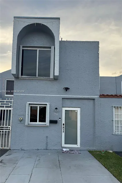 3870 W 8th Ln 19 #19 Hialeah FL