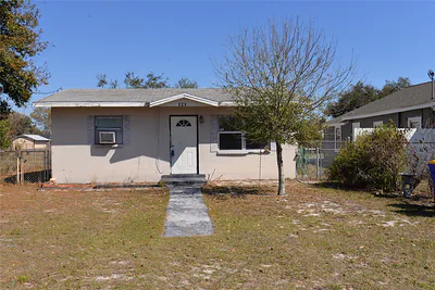 640 N 8TH STREET Eagle Lake FL