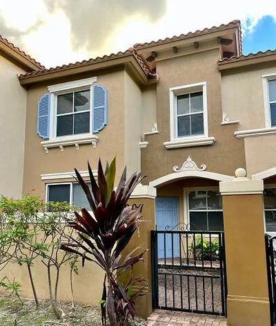 6549 Diamond Springs Terrace 2007, West Palm Beach, FL 33411 #2007 West Palm Beach FL